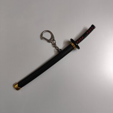 Demon Slayer Mini Katana Sword Keychain – Tanjiro Kamado's Nichirin Blade with Classic Hand Guard