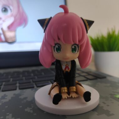 Anya Forger – The Adorable Spy Family Sit Figure - Spy x Family