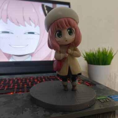 Anya Forger "Winter Day Out" Figure – Spy x Family
